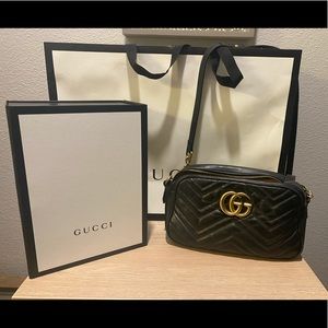 Gucci GG Marmont small matelassé shoulder bag